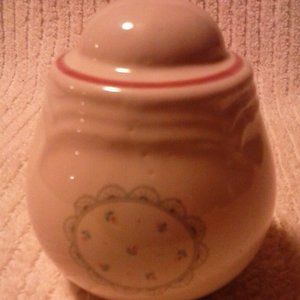Victoriana Pattern China - Pepper Shaker